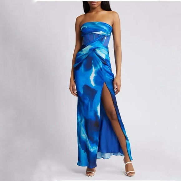 New ASOS DESIGN Strapless Bias Cut Satin Gown - Picture 2 of 13